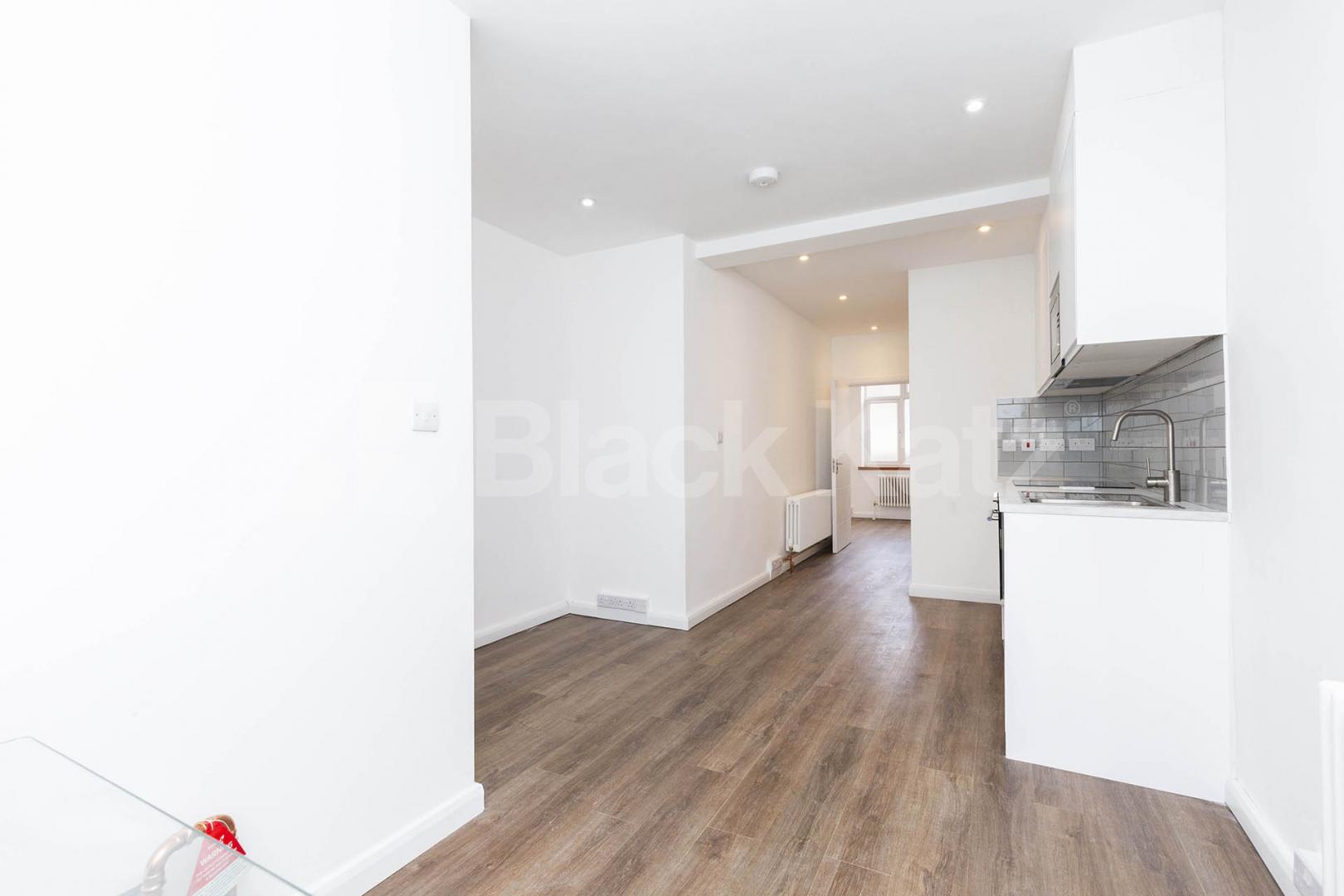 Newly refurbished one bedroom flat located in a stunning area Eversholt Street, Euston